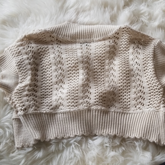 Crop cardigan knit crochet beige oatmeal sweater - Picture 3 of 3